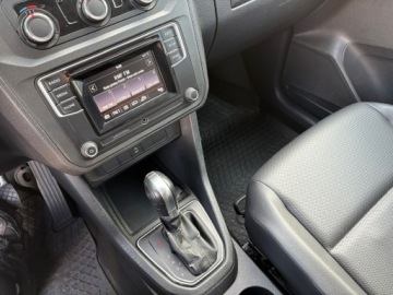 Volkswagen Caddy IV Kombi Maxi 2.0 TDI SCR BlueMotion Technology 102KM 2019 Volkswagen Caddy niepełnosprawnych rampa inwalida, zdjęcie 25