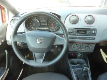 Seat Ibiza IV Hatchback 5d Facelifting 1.2 70KM 2014 Seat Ibiza 1.2 Benzynka, zdjęcie 19