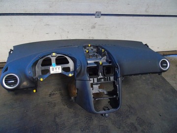DESKA KOKPIT OPEL CORSA D