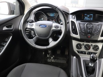Ford Focus III Hatchback 5d 1.0 EcoBoost 125KM 2013 Ford Focus 1.0 EcoBoost, Salon Polska, Serwis ASO, zdjęcie 6