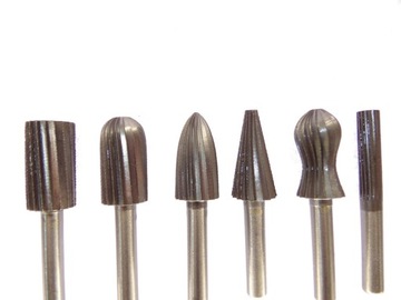 НАБОР ФРЕЗ С ХВОСТОВИКОМ HSS ДЛЯ НАПИЛЬНИКОВ, 6 шт. ФУНКЦИОНАЛЬНЫЕ ФРЕЗЫ С ХВОСТОВИКОМ 6 ММ.