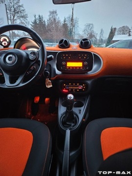 Smart Forfour II Hatchback 1.0 mhd 71KM 2015 Smart Forfour Fajny i oszczedny w bogatej wersji Benzyna 71KM, zdjęcie 14