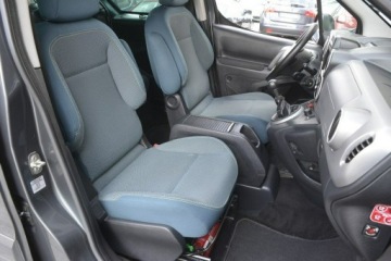 Citroen Berlingo II Van Facelifting 2015 1.6 BlueHDi 100KM 2017 Citroen Berlingo 1.6 HDI kamera cofania Car Play, zdjęcie 19