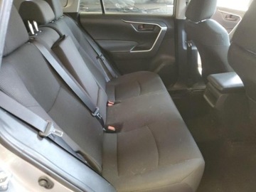 Toyota RAV4 V 2021 Toyota RAV4 LE, 2.5L, od ubezpieczalni 2.5 Benzyna 203KM, zdjęcie 8