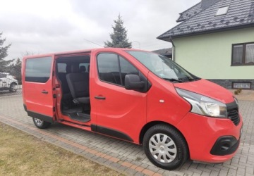 Renault Trafic III Furgon 1.6 dCi 120KM 2019 Renault Trafic Renault Trafic 2019r 1.6 120 KM 9-osobowy Zarejestrowany 1.6, zdjęcie 2