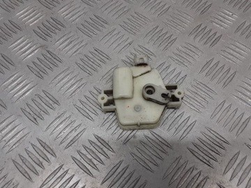 VZPĚRA/TLAKOVAČ KRYT KUFRU MITSUBISHI PAJERO PININ