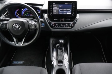 Toyota Corolla XII Hatchback 1.8 Hybrid 122KM 2021 Toyota Corolla 1.8 Hybrid, Salon Polska, zdjęcie 11
