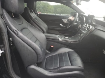 Mercedes Klasa C W205 2018 Mercedes-Benz Klasa C 2018 MERCEDES-BENZ C 300 4MATIC 2.0 Benzyna 241KM, zdjęcie 9