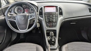 Opel Astra J GTC 1.4 Turbo ECOTEC 120KM 2014 Opel Astra 1.4i 120PS OPŁACONY Bezwypadkowy, zdjęcie 22