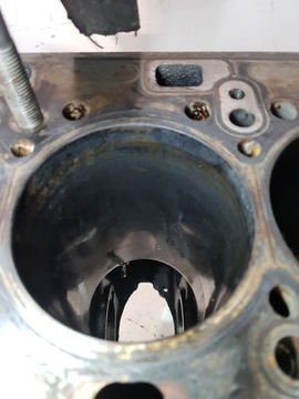 BLOK SILNIKA G9UA650 MASTER TRAFIC MOVANO 2.5 DCI