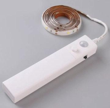 ZD94 ДАТЧИК ДВИЖЕНИЯ СВЕТОДИОДНОЙ ЛЕНТЫ 4x БЕЛЫЕ БАТАРЕИ 2M