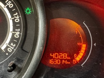 Citroen C3 II Hatchback facelifting 1.2 VTi 82KM 2014 Citroen C3, 2014 r., zdjęcie 9