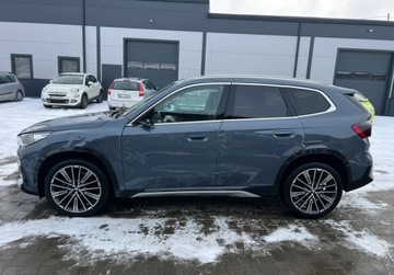 BMW X1 U11 Crossover 1.5 18i 136KM 2022 BMW X1 1.5 benzyna 136 km Led Nawigacja Kamera Sensor 1.5 Benzyna 136KM, zdjęcie 5