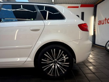Audi A3 8P Hatchback 3d 2.0 TDI CR 140KM 2010 Audi A3 Sportback ledy bi xenon 2.0 tdi 140 konny manualna skrzynia bezwyp, zdjęcie 18