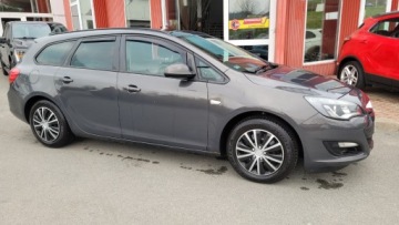 Opel Astra J Sports Tourer 1.7 CDTI ECOTEC 130KM 2012 Opel Astra ASTRA 1.7cdti 130KM Lift Ledy Xenon Navi MOZLIWA ZAMIANA 1.7, zdjęcie 9