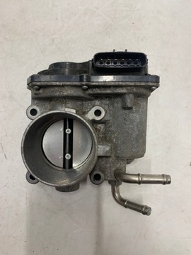 PRZEPUSTNICA TOYOTA YARIS III 1,33B 22030-47010