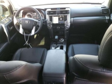 Toyota 2023 Toyota 4-Runner 2023, 4.0L, 4x4, TRD SPORT, po gradobiciu 4.0 Benzyna 270KM, zdjęcie 6