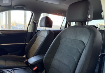 Volkswagen Tiguan Allspace SUV 2.0 TSI 190KM 2021 Volkswagen Tiguan Allspace 2.0 TSI 4Mot. Highline DSG - benzyna, naped 4x4, zdjęcie 17