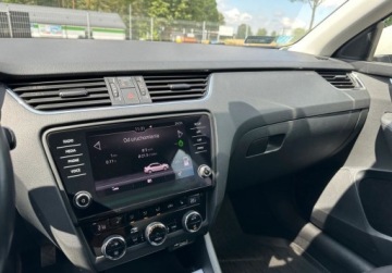 Skoda Octavia III Liftback Facelifting 1.6 TDI 115KM 2019 Skoda Octavia 1.6TDI 116KM 2019r. Salon Polska 1.6 Diesel 115KM, zdjęcie 14