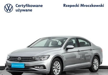Volkswagen Passat B8 Variant Facelifting 1.5 TSI EVO 150KM 2022 Volkswagen Passat 1.5 TSI 150 KM Business Autoalarm Podgrzewane Fotele Cyf