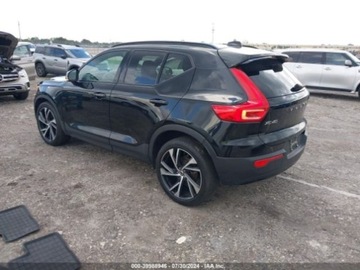 Volvo XC40 2022 Volvo XC 40 2022 Volvo XC40 T5 AWD R-Design 2.0 Benzyna 252KM, zdjęcie 2