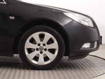 Opel Insignia I Sports Tourer 2.0 CDTI ECOTEC 130KM 2011 Opel Insignia 2.0 CDTI, Navi, Klima, Klimatronic, zdjęcie 14