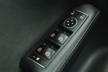 Mercedes Klasa B W246 Sports Tourer Facelifting 2.1 200 d 136KM 2016 Mercedes B B 200 CDI, Automat, Navi, Klima, zdjęcie 14