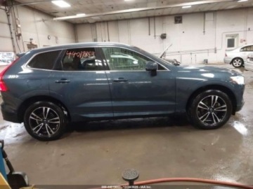 Volvo XC60 II Crossover T5 250KM 2020 Volvo XC 60 2020 r., 2,0L T5 MOMENTUM 2.0 Benzyna 250KM, zdjęcie 13