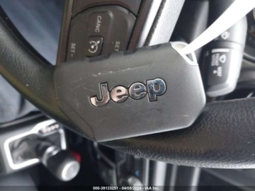 Jeep 2022 Jeep Gladiator 2022r, Sport, 4x4, 3.6L 3.6 Benzyna 285KM, zdjęcie 9