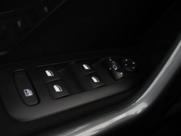 Peugeot 2008 I SUV Facelifting 1.6 BlueHDi 99KM 2017 Peugeot 2008 Czujniki, Navi, Tempomat, Bluetooth,, zdjęcie 31