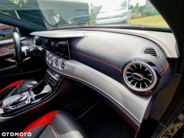 Mercedes Klasa E W213 Limuzyna AMG 3.0 AMG 43 401KM 2017 Mercedes-Benz Klasa E Mercedes-Benz Klasa E 3.0 Benzyna 401KM, zdjęcie 18