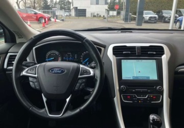 Ford Mondeo V Sedan 1.5 EcoBoost 160KM 2017 Ford Mondeo Ford Mondeo 1.5 EcoBoost Edition 1.5 Benzyna 160KM, zdjęcie 19