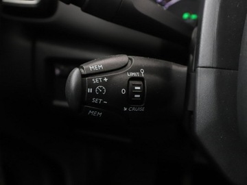 Citroen C5 Aircross SUV 1.5 BlueHDI 131KM 2018 Citroen C5 Aircross 1.5 Blue-HDi Live Klimatyzacja, zdjęcie 32