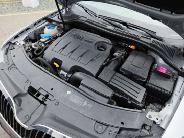 Skoda Superb II Outdoor 1.6 TDI CR DPF 105KM 2015 Skoda Superb ___Platinum___BiXenon LED Navi Kamera Panorama___Gwarancja___, zdjęcie 15