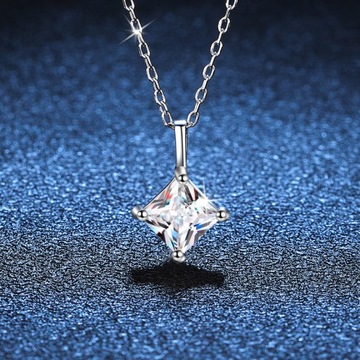 S925 Silver Alien Pendant Square Diamond One Carat Mosan Diamond Necklace