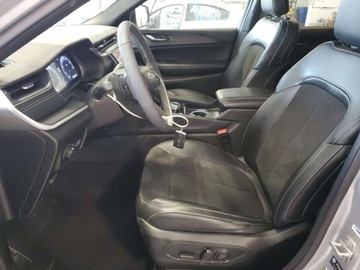 Jeep Grand Cherokee V 2024 Jeep Grand Cherokee L Laredo 2024 3.6l 3.6 Benzyna 293KM, zdjęcie 7