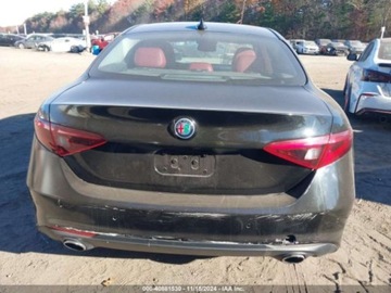 Alfa Romeo Giulia II 2018 Alfa Romeo Giulia Ti Lusso 2018 2.0l 2.0 Benzyna 280KM, zdjęcie 4