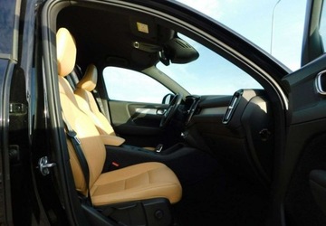 Volvo XC40 Crossover 1.5 T3 163KM 2019 Volvo XC 40 z Gwarancja Bezwypadkowy Bezowa Skora 1.5 Benzyna 163KM, zdjęcie 10