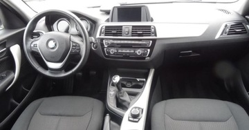 BMW Seria 1 F20-F21 Hatchback 5d Facelifting 2017 118i 136KM 2018 BMW Seria 1 1.5 136KM Super Stan Bezwypadkowy Oplacony Serwis 1.5, zdjęcie 2