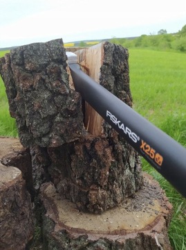 НАБОР ТОПОРОВ FISKARS: Колун X25 + Столярные работы X7 + БЕСПЛАТНЫЙ набор для охраны труда и техники безопасности.