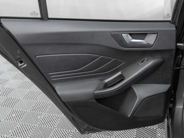 Ford Focus IV Hatchback Facelifting 1.0 EcoBoost 125KM 2023 Ford Focus PY76742#1.0 EcoBoost Titanium X, zdjęcie 23