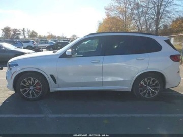 BMW X5 G05 2021 BMW X5 3.0 V6 benzyna 340KM 4X4 M-Pakiet od ubezpieczyciela 3.0 Benzyna, zdjęcie 8