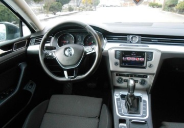 Volkswagen Passat B8 Limousine 1.6 TDI BlueMotion Technology 120KM 2017 Volkswagen Passat Volkswagen Passat B8 1.6 Diesel 120KM, zdjęcie 9