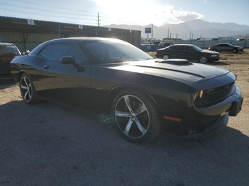 Dodge Challenger III 2016 Dodge Challenger 2016 DODGE CHALLENGER RT 5.7 Benzyna 375KM, zdjęcie 3