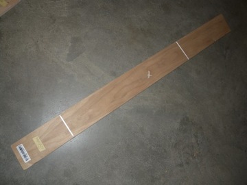 Paczka forniru orzech włoski MAX/323 3,15 m.kw.