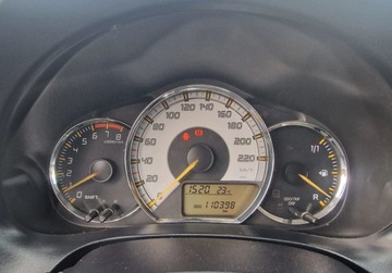 Toyota Yaris III Hatchback 5d 1.33 Dual VVT-i 99KM 2013 Toyota Yaris 1.3Benzynaniski przebiegsuper stan 1.3 Benzyna 99KM, zdjęcie 16