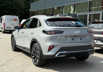 Kia XCeed 2025 Kia XCeed MY26 wersja TRIBUTE WINTER dostepny od reki w kolorze WOLF GREY, zdjęcie 8