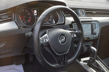 Volkswagen Passat B8 Limousine 1.8 TSI BlueMotion Technology 180KM 2016 Volkswagen Passat 1.8TSI 180KM HIGHLINE LED Navi Kamera Gwarancja 12m-cy A, zdjęcie 21
