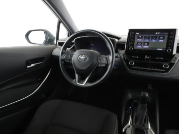 Toyota Corolla XII Hatchback 1.8 Hybrid 122KM 2020 Toyota Corolla automat navi kamera ACC LED, zdjęcie 15