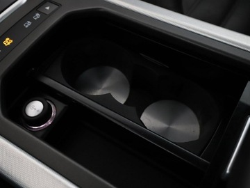 Land Rover Range Rover Evoque I SUV 5d Facelifting 2.0D TD4 180KM 2018 Land Rover Range Rover Evoque 4x4 automat skóra, zdjęcie 25